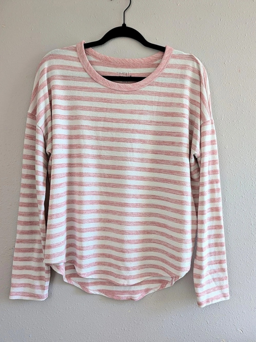 Time and Tru Striped Soft Long Sleeve Top in Pink & White Size Medium